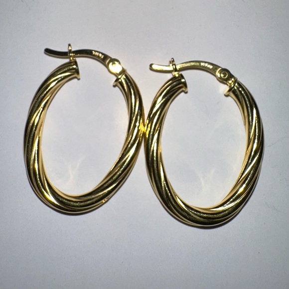 Twisted oval hoop earrings 14k over 925 sterling silver - Picture 1 of 2